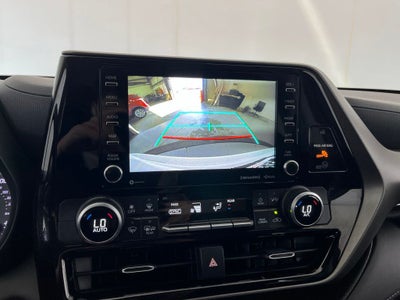 2020 Toyota Highlander LE