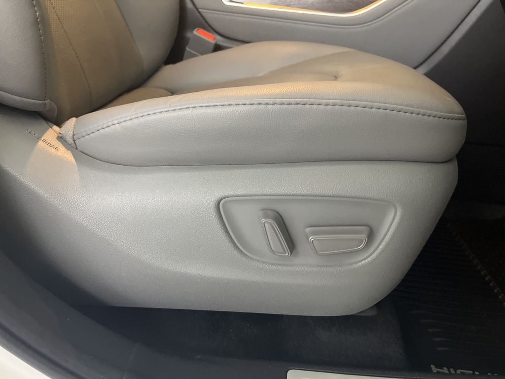 2020 Toyota Highlander Limited