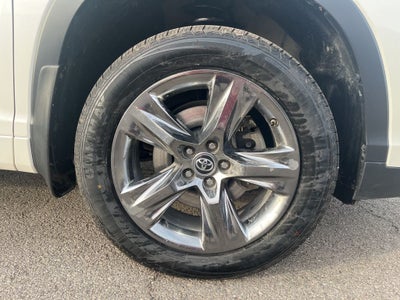 2019 Toyota Highlander Limited Platinum
