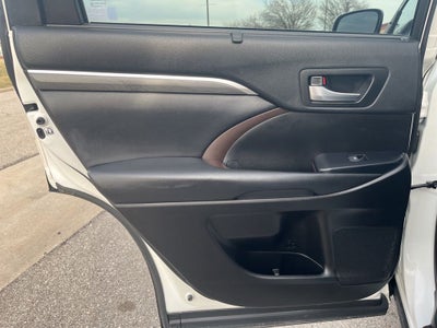 2019 Toyota Highlander Limited Platinum