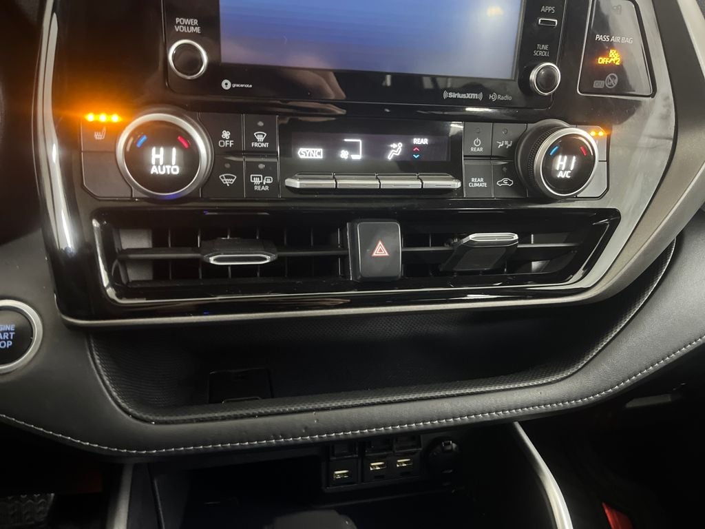 2020 Toyota Highlander XLE