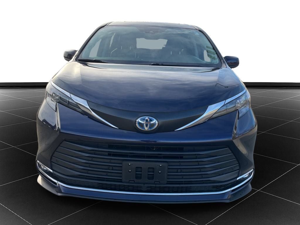 2024 Toyota Sienna XLE 7 Passenger