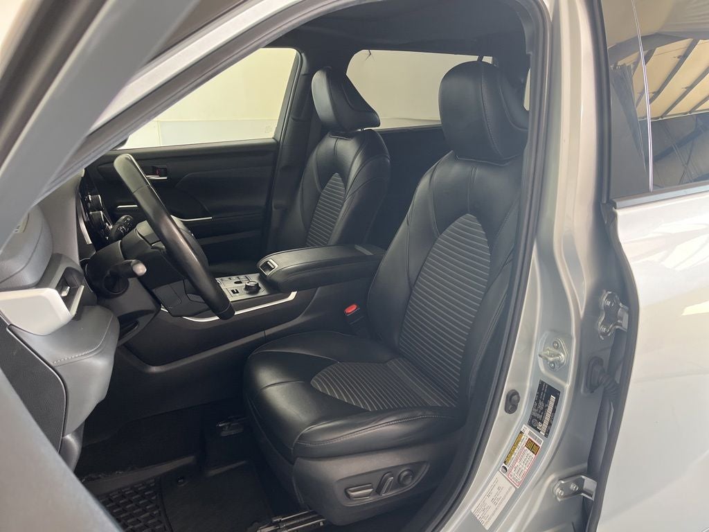 2023 Toyota Highlander XSE