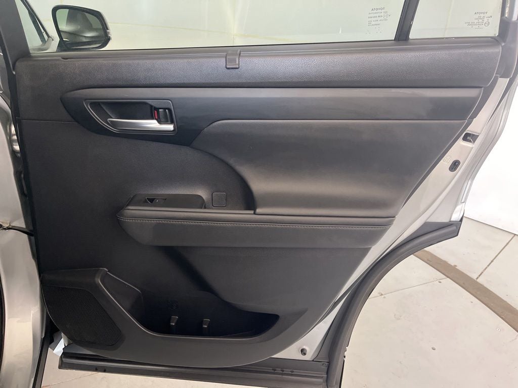 2023 Toyota Highlander XSE