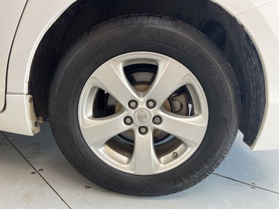 2014 Toyota Sienna LE 8 Passenger