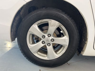 2014 Toyota Sienna LE 8 Passenger
