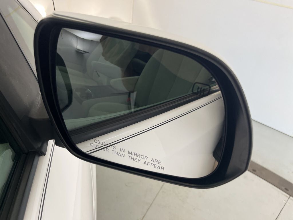 2014 Toyota Sienna LE 8 Passenger