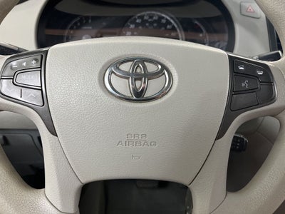 2014 Toyota Sienna LE 8 Passenger