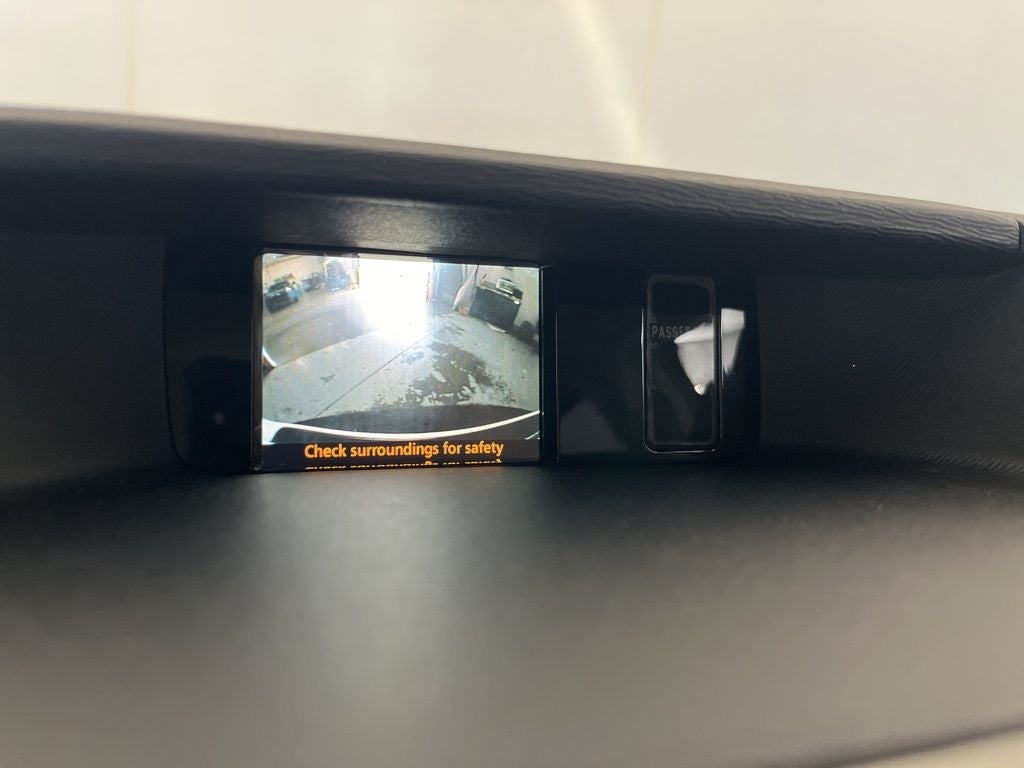 2014 Toyota Sienna LE 8 Passenger