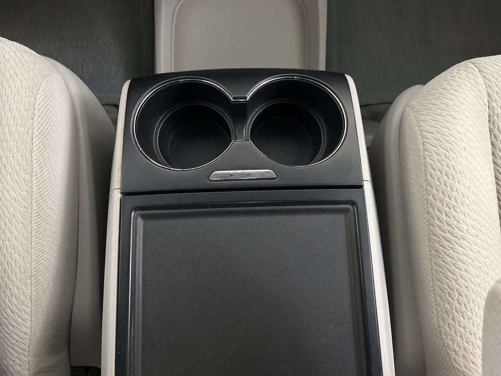 2014 Toyota Sienna LE 8 Passenger