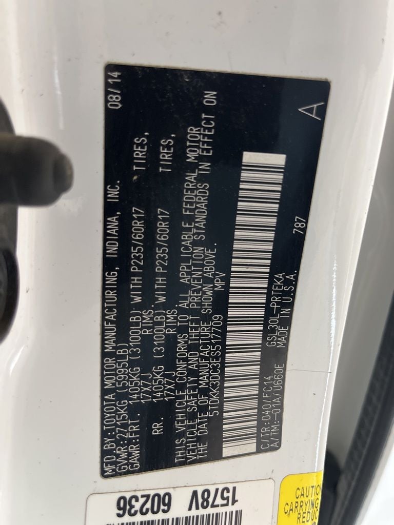 2014 Toyota Sienna LE 8 Passenger