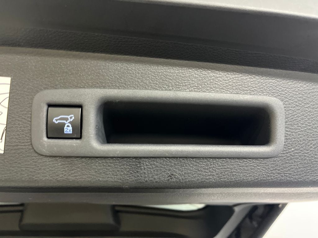 2024 Toyota Sienna XLE 7 Passenger