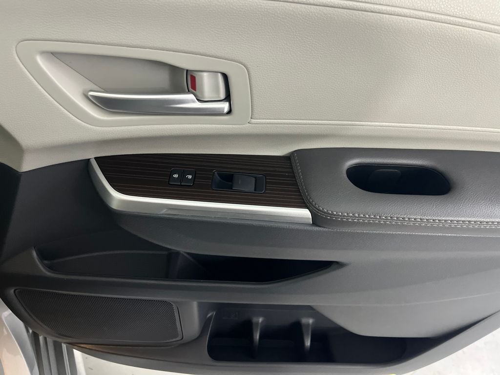 2024 Toyota Sienna XLE 7 Passenger