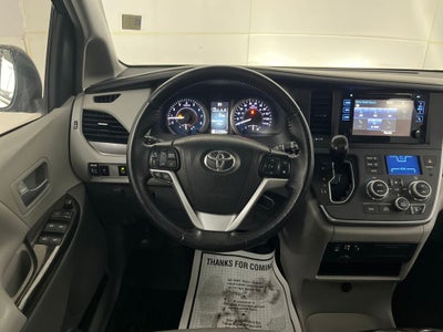 2017 Toyota Sienna XLE 7 Passenger