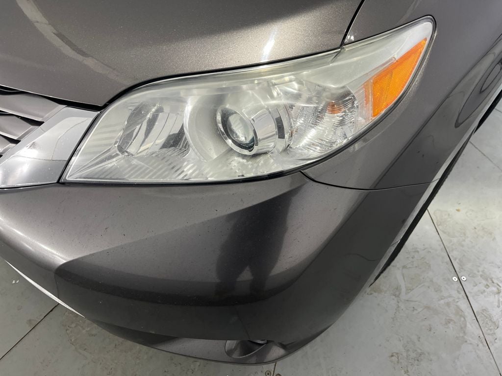 2017 Toyota Sienna XLE 7 Passenger