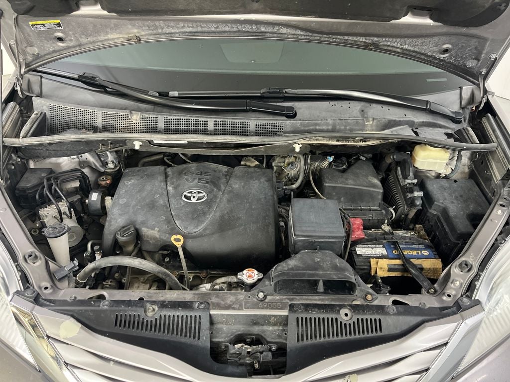 2017 Toyota Sienna XLE 7 Passenger