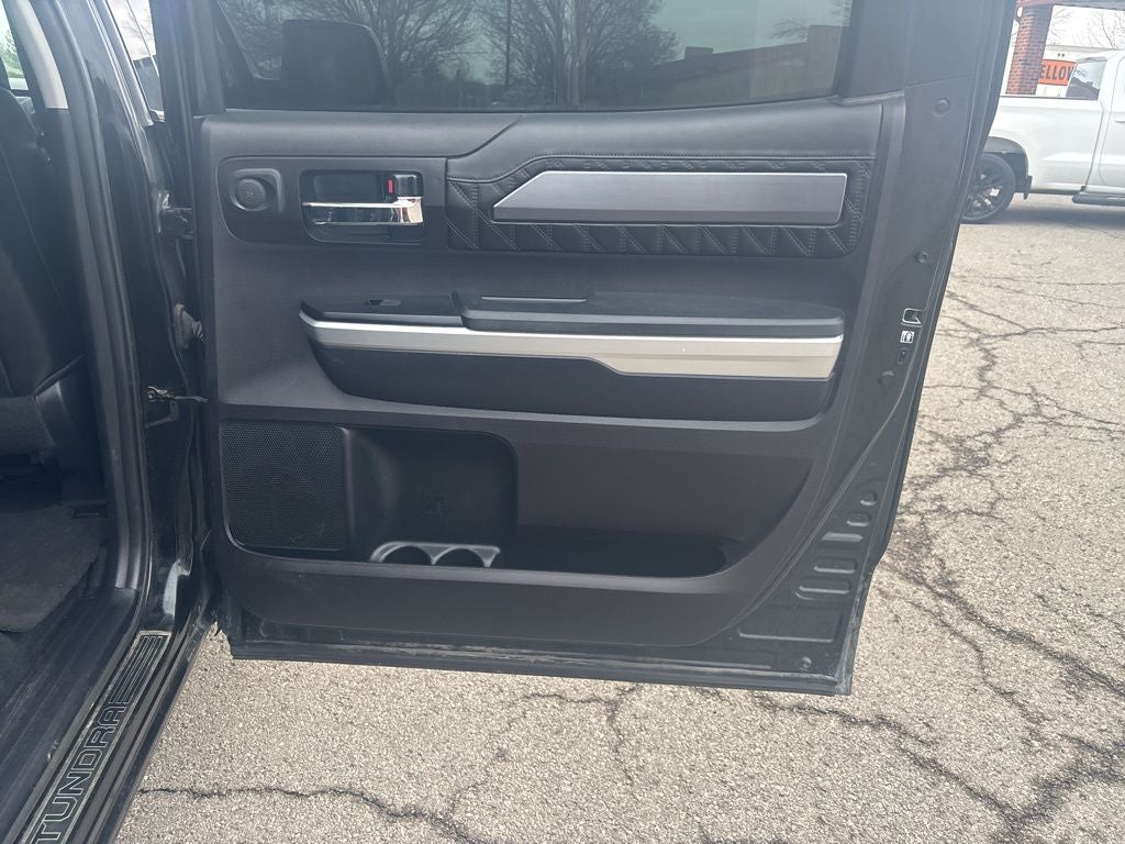 2017 Toyota Tundra Platinum 5.7L V8