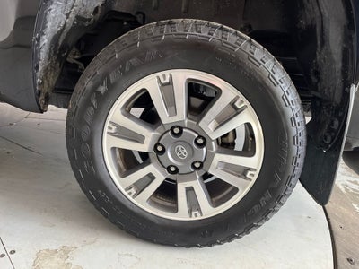 2019 Toyota Tundra Platinum 5.7L V8
