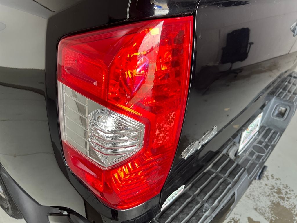 2019 Toyota Tundra Platinum 5.7L V8