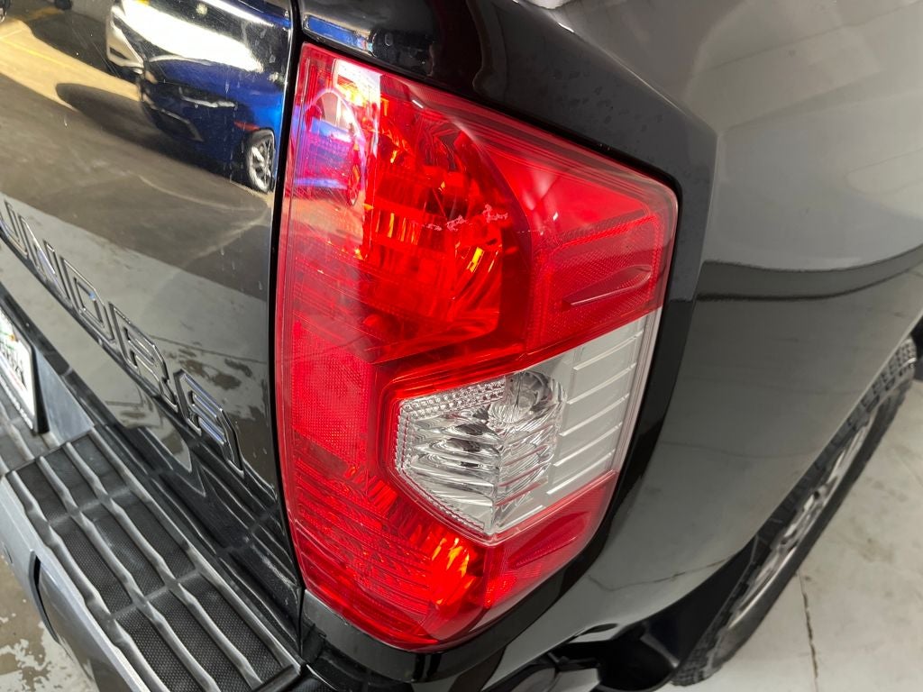 2019 Toyota Tundra Platinum 5.7L V8