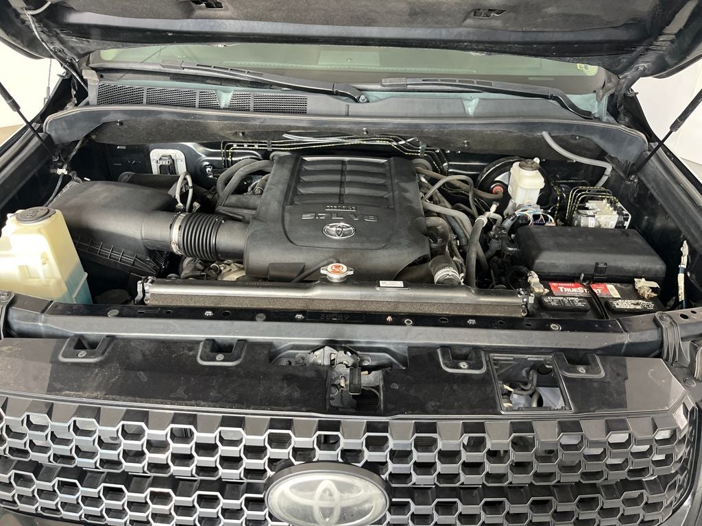 2019 Toyota Tundra Platinum 5.7L V8