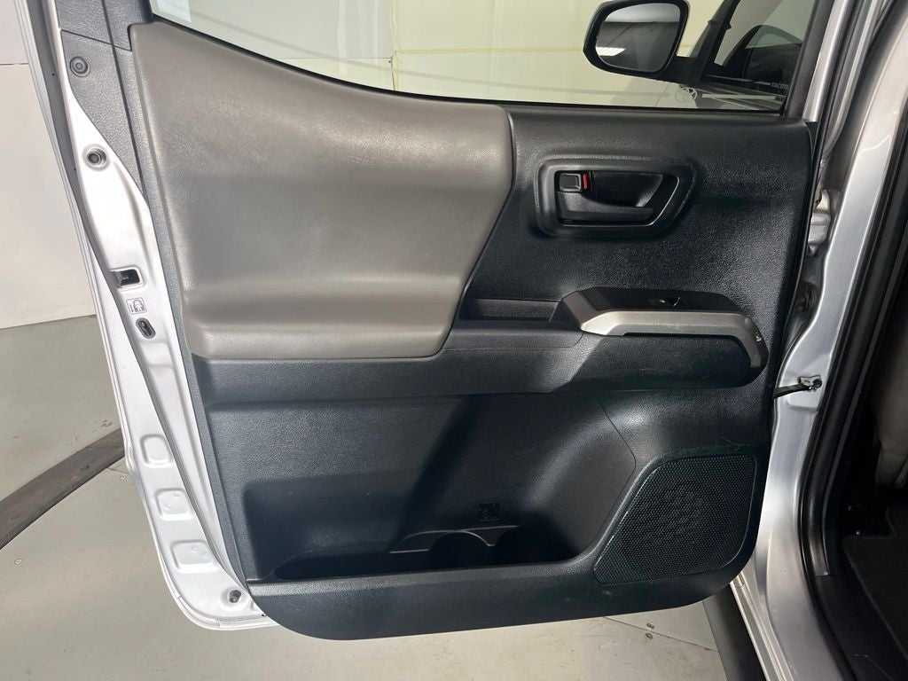 2017 Toyota Tacoma SR5 V6