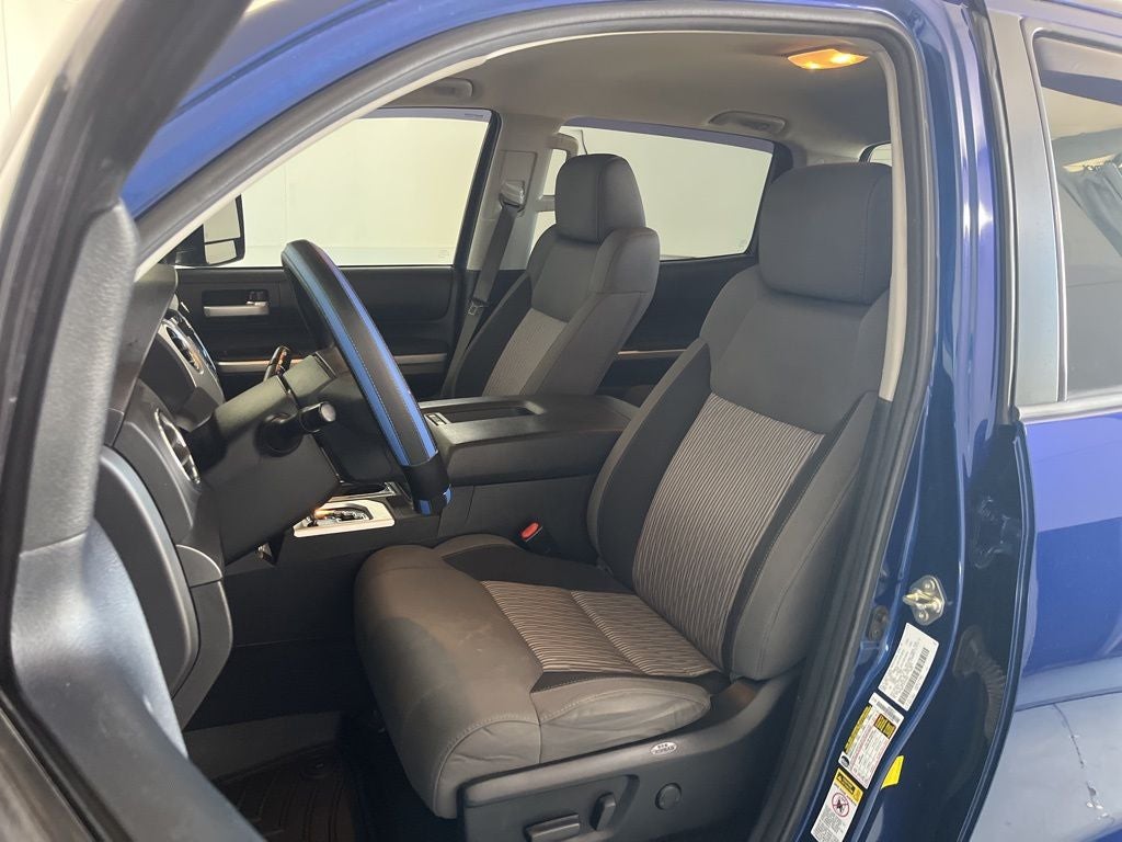 2015 Toyota Tundra SR5