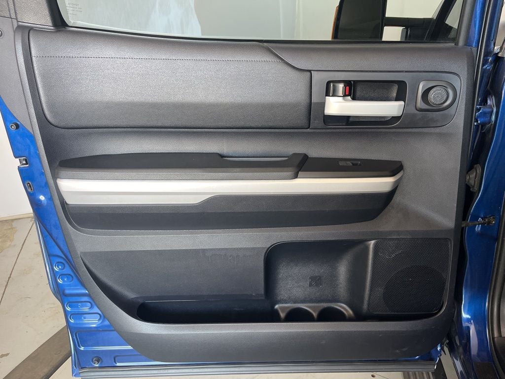 2015 Toyota Tundra SR5