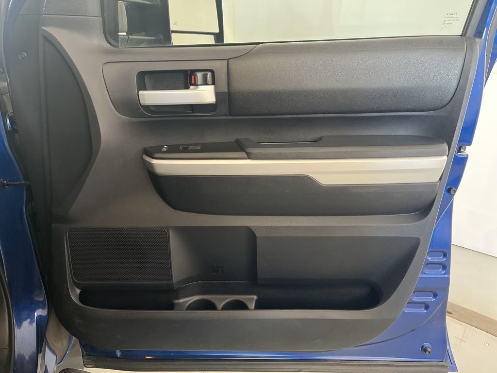 2015 Toyota Tundra SR5