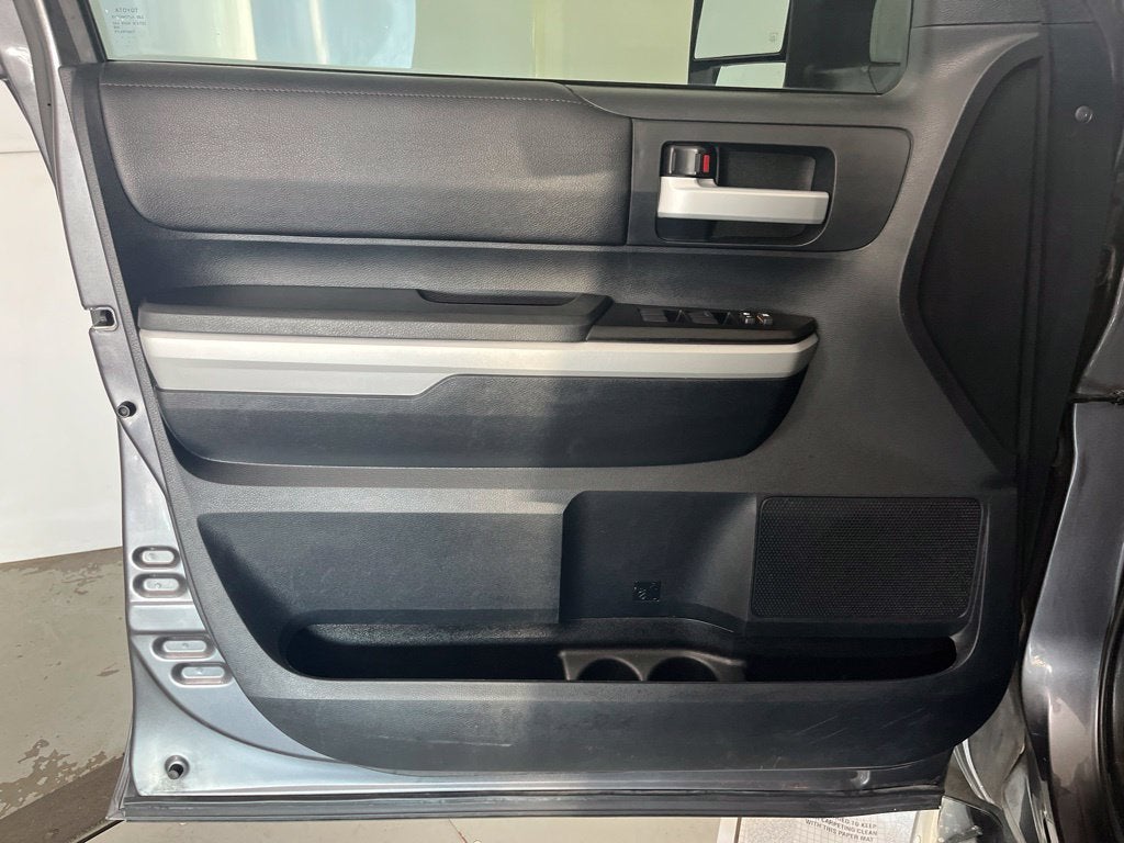 2018 Toyota Tundra SR5