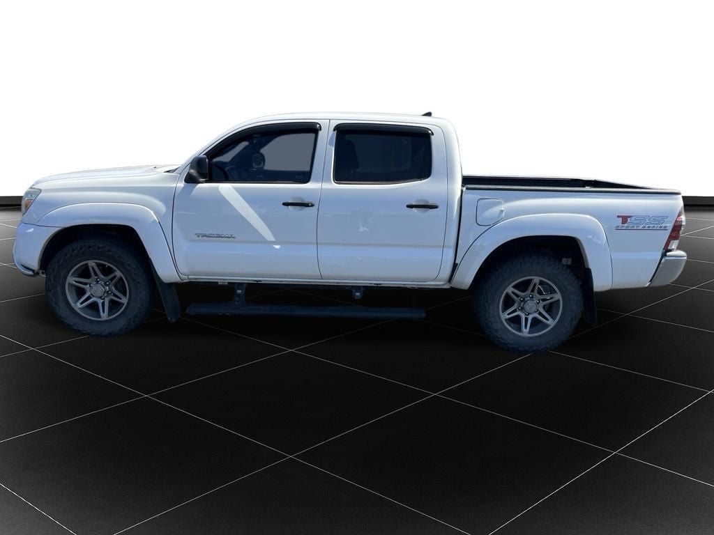 Used 2014 Toyota Tacoma PreRunner with VIN 5TFJX4GN0EX029327 for sale in Kansas City