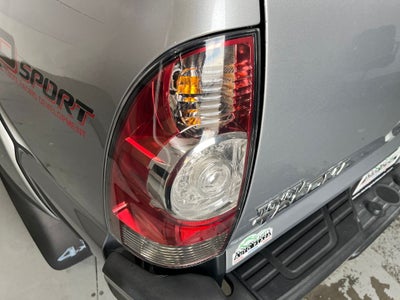 2015 Toyota Tacoma Base V6