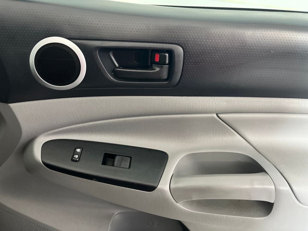 2015 Toyota Tacoma Base V6