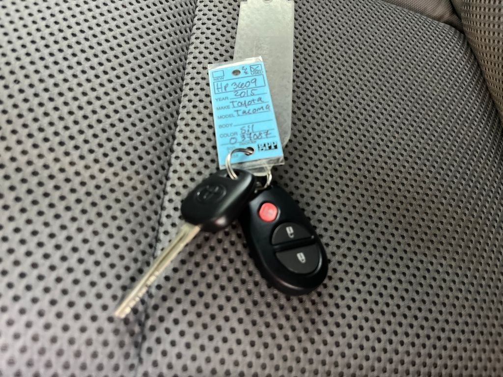 2015 Toyota Tacoma Base V6