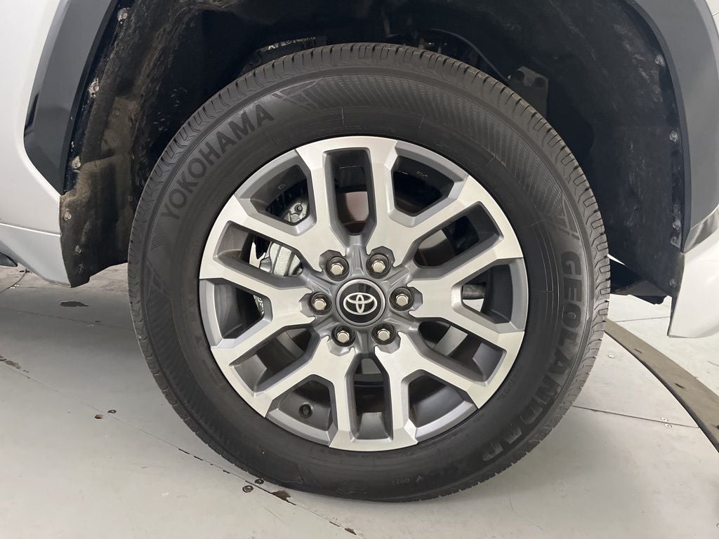 2025 Toyota Tundra Platinum