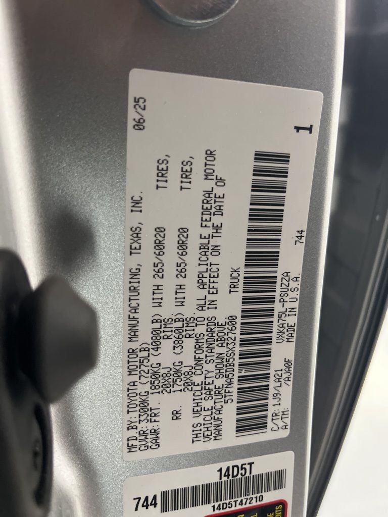 2025 Toyota Tundra Platinum