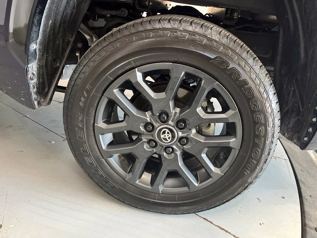 2025 Toyota Tundra Platinum