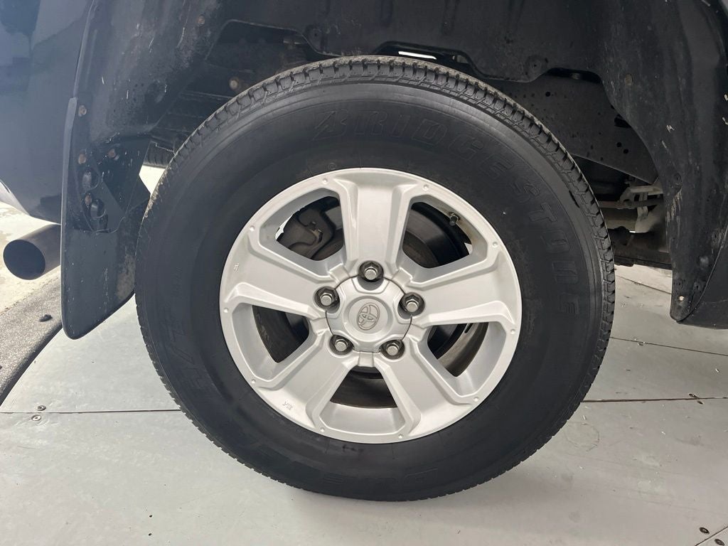 2017 Toyota Tundra SR5