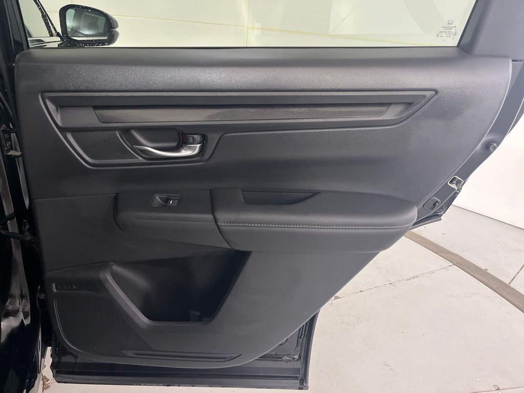 2025 Honda CR-V EX - Photo 28