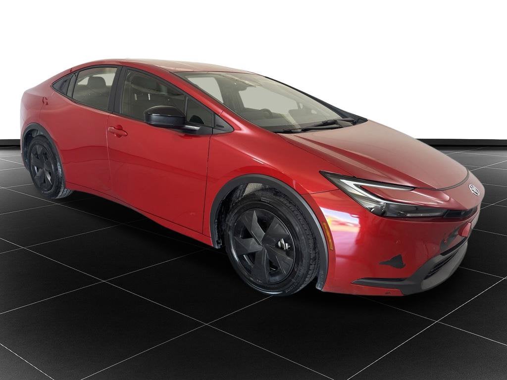 2025 Toyota Prius LE