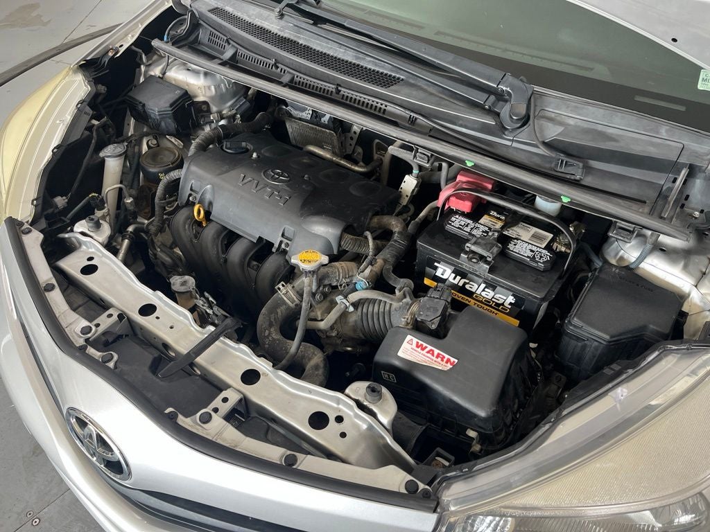 2012 Toyota Yaris LE