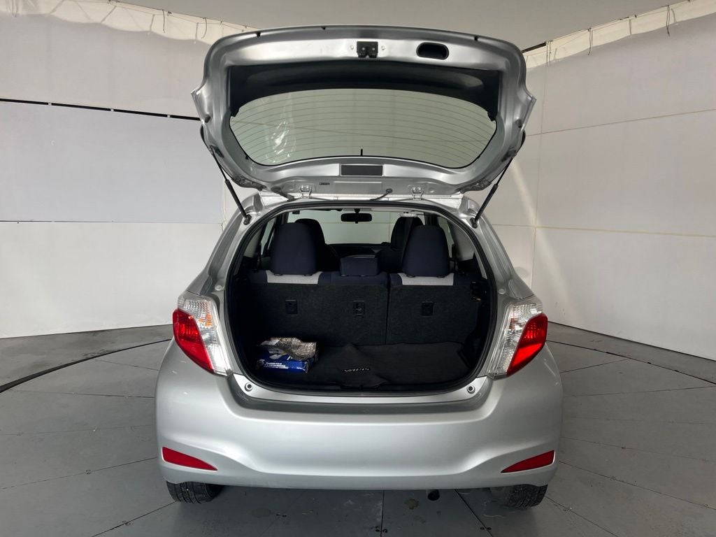 2012 Toyota Yaris LE