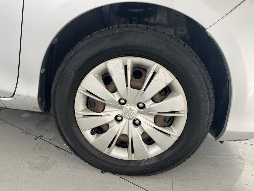 2012 Toyota Yaris LE