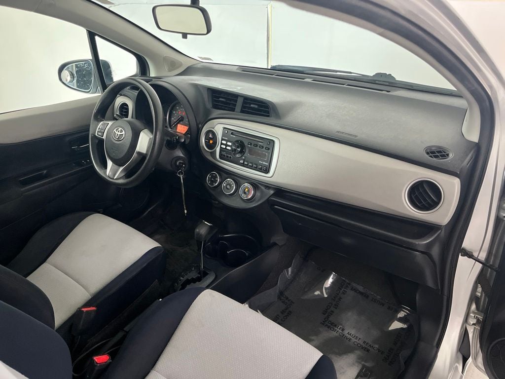 2012 Toyota Yaris LE