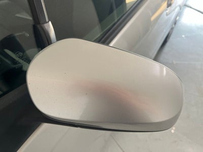 2012 Toyota Yaris LE