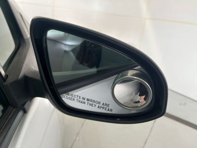 2012 Toyota Yaris LE