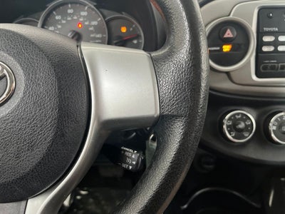 2012 Toyota Yaris LE
