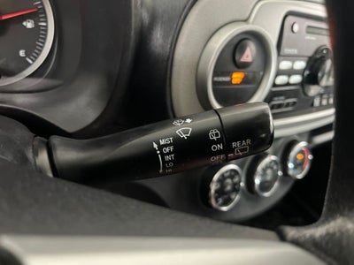 2012 Toyota Yaris LE