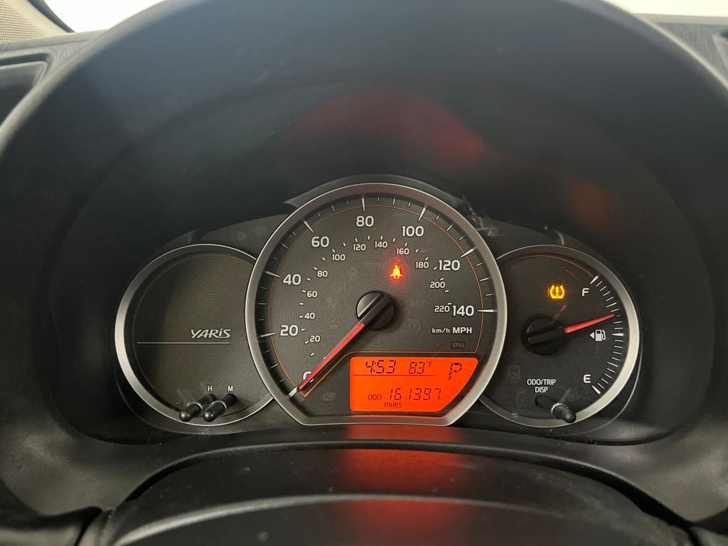 2012 Toyota Yaris LE