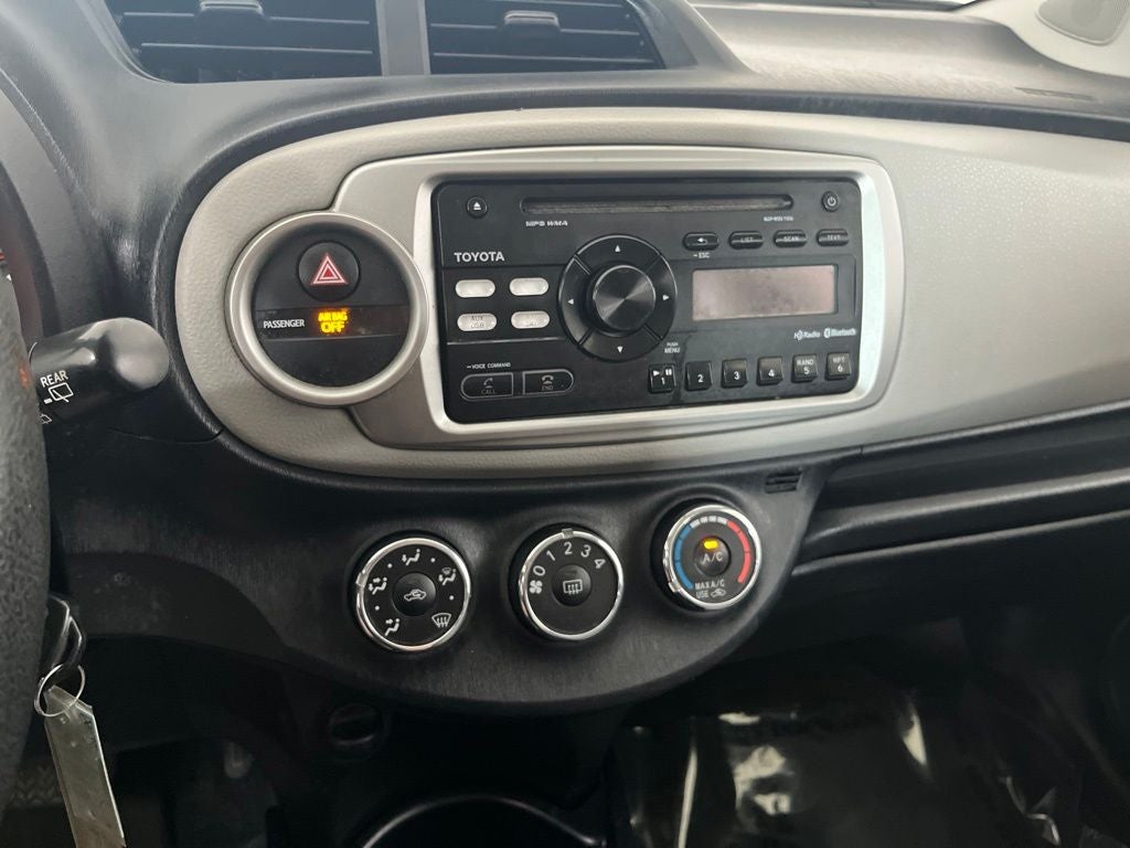 2012 Toyota Yaris LE